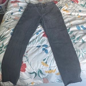 Hollister Ultra High rise Mom jeans